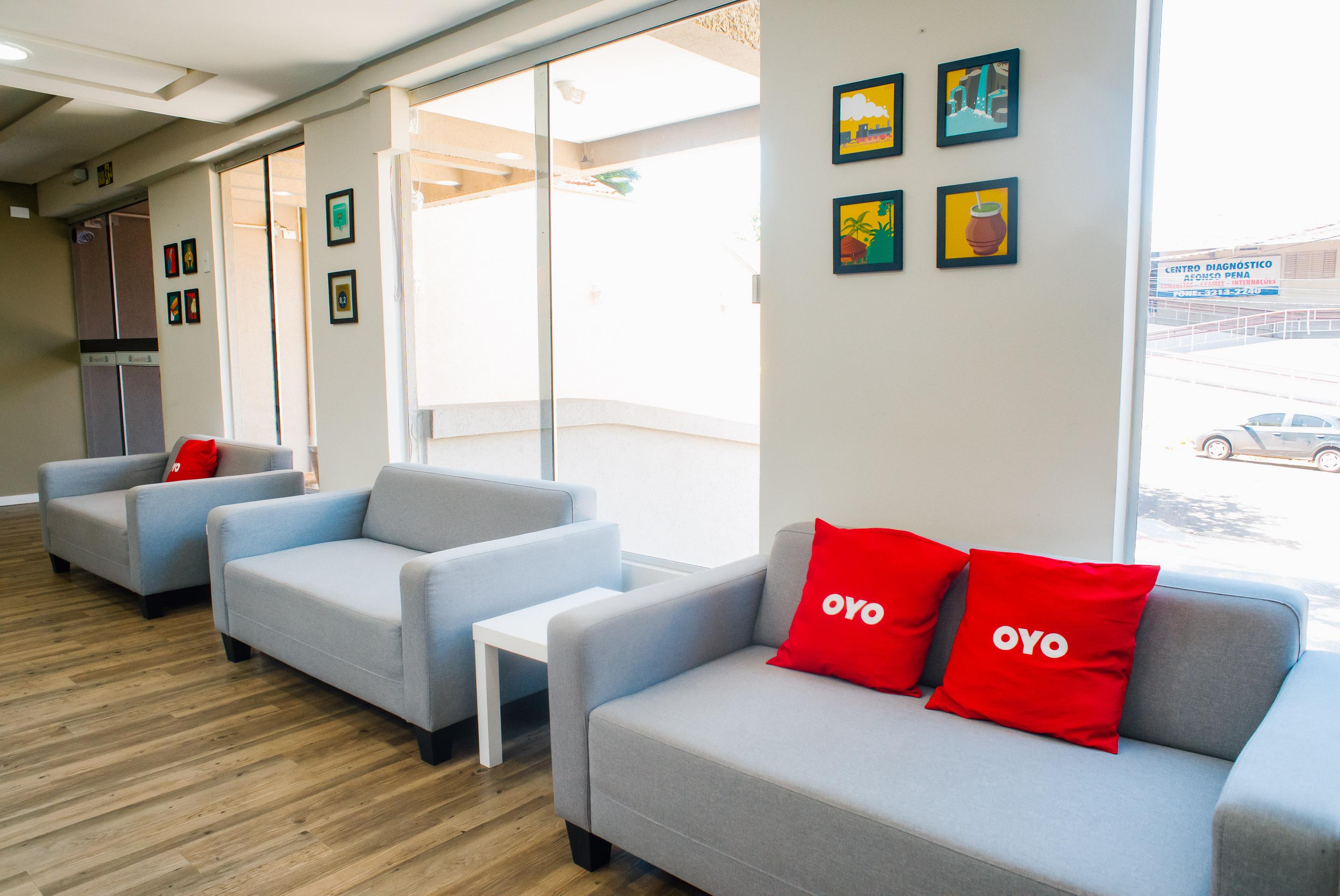 Oyo Cerrado Hotel, Campo Grande Campo Grande  Bagian luar foto OYO Townhouse